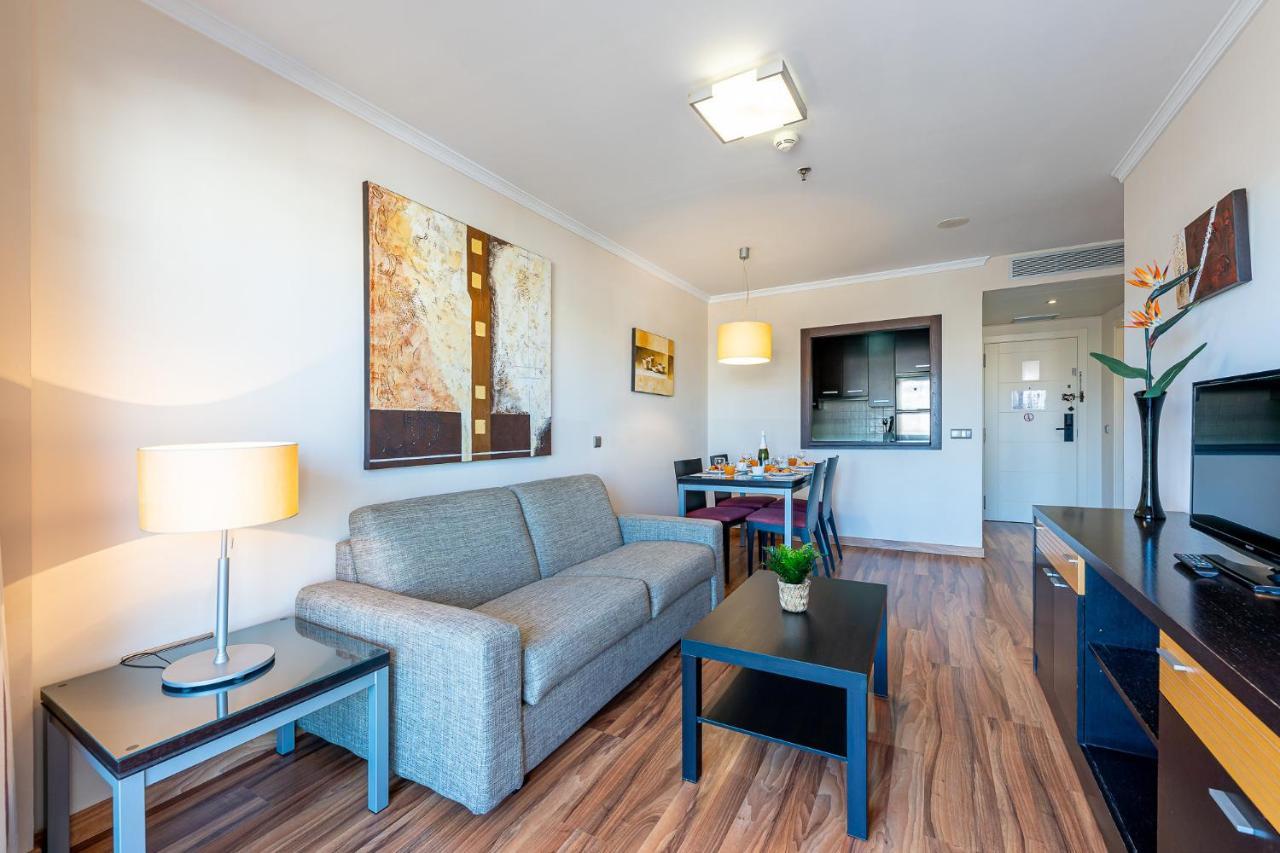 797 Holiday Rentals - Arcosur1- Moderno Apartamento Con Terraza Y Vistas Бенальмадена Екстер'єр фото